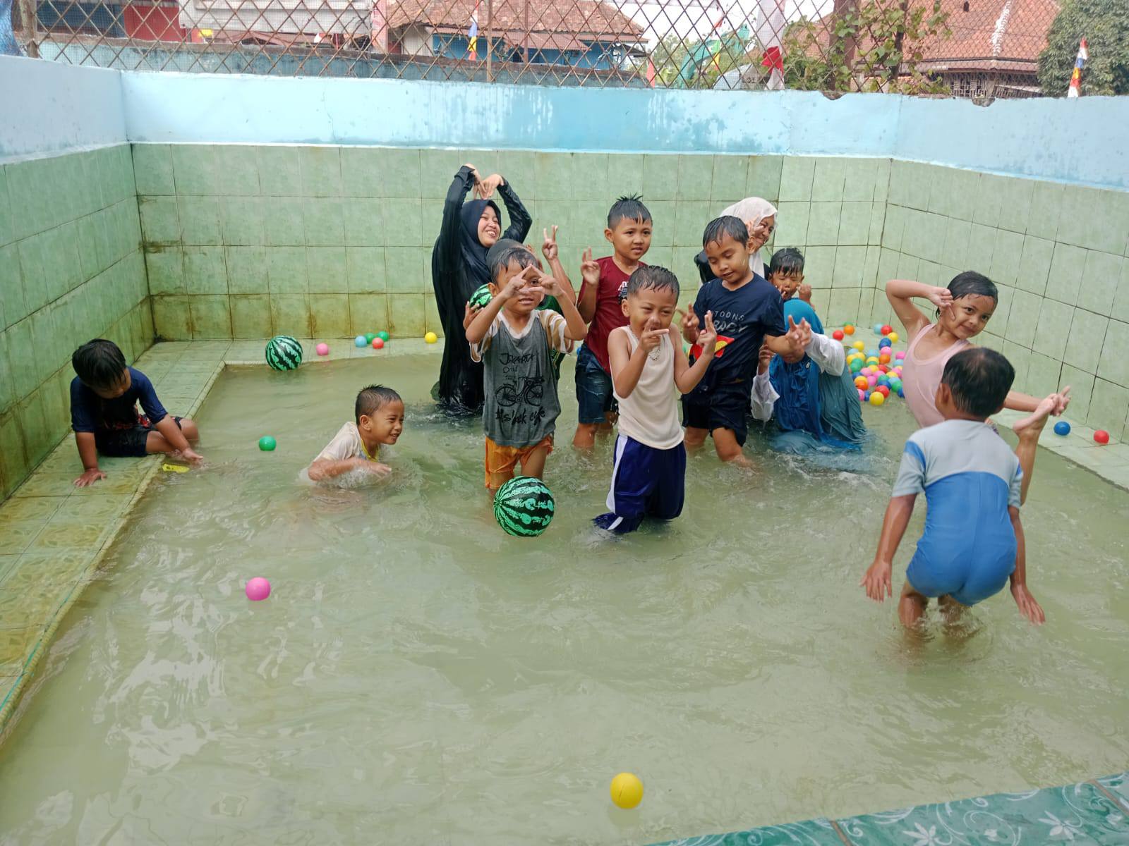 Kolam Renang Anak